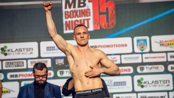 WELTER ZABOKSUJE Z NIEDOSZŁYM RYWALEM BEDNARKA