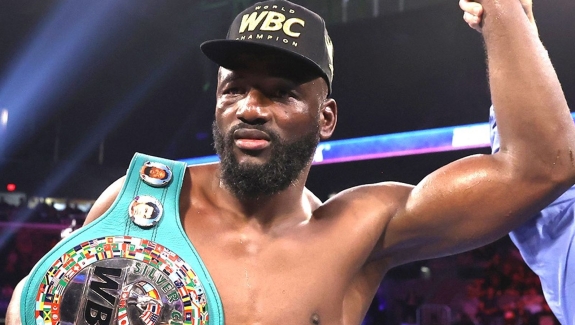 AJAGBA: TERAZ BAKOLE, POTEM USYK ALBO DUBOIS