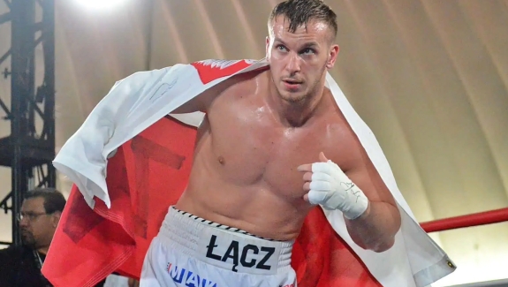 BOXREC: AWANS PIOTRA ŁĄCZA PO NOKAUCIE W TURNIEJU WBC