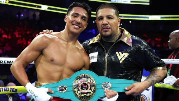 VARGAS JR - WALSH NA GALI CANELO - CRAWFORD?