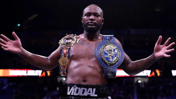 RILEY SIÓDMY W RANKINGU THE RING PO WYGRANEJ Z MASTERNAKIEM