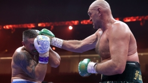 FURY STOCZY JESZCZE WALKĘ PRZED STARCIEM Z JOSHUĄ?